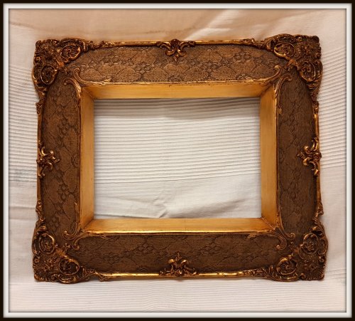 006.2023 Rama na profilu skośnym. In 30 x 22 cm , Out 51,5 x 42,5 cm